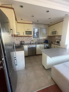 Only 5 minutes walking Konyaalti Beach 2+1 flat